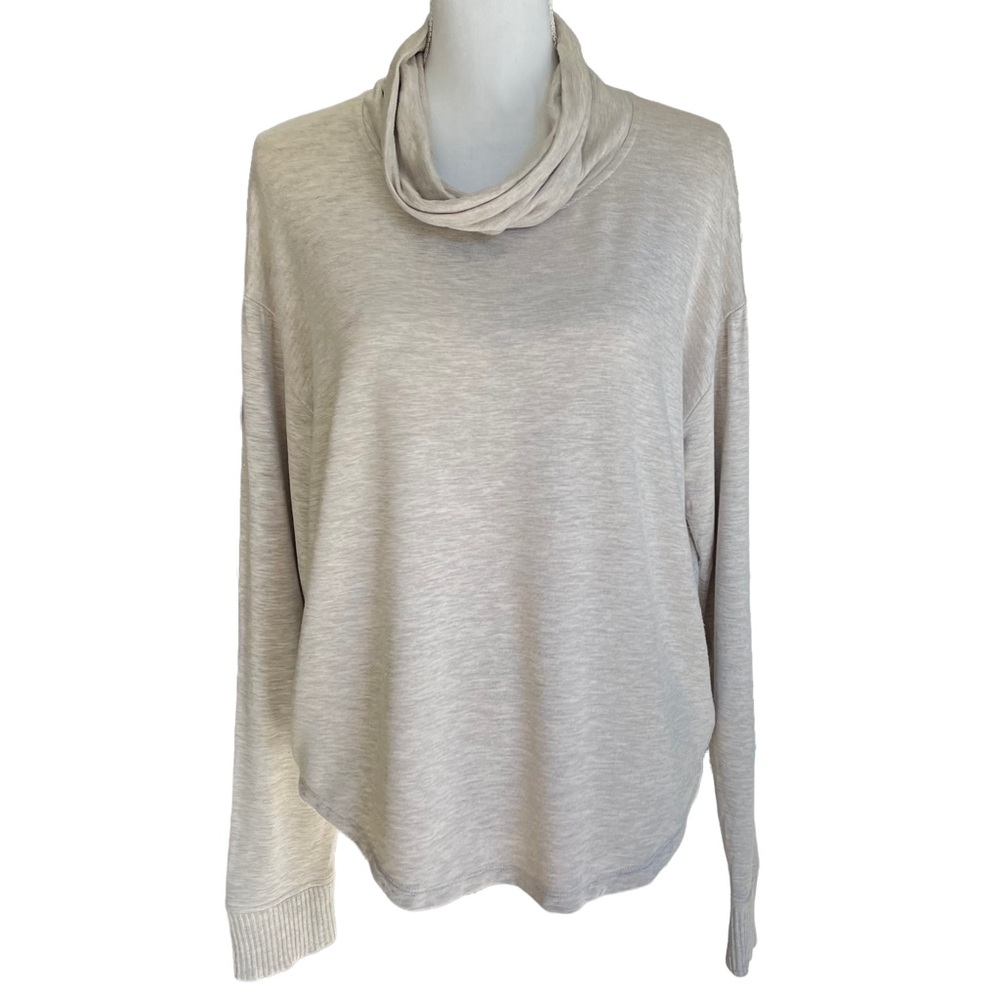 NWT Zara Italian Yarn Long Sleeve Turtleneck Size M